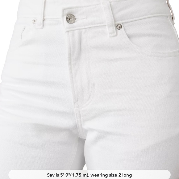 American Eagle Outfitters Denim - American eagle. Mom Jeans. Bright white. Stretch. Size 4 Regular. 27W.